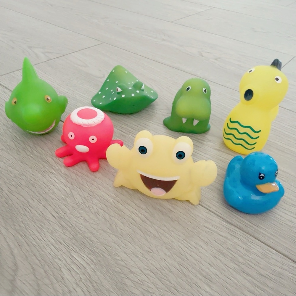 Color Changing Rubber Bath Toys